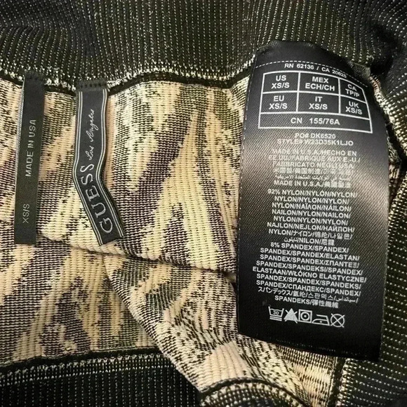 Guess Stretch Mini Skirt - Jet Black Multi size XS/S - Picture 3 of 3